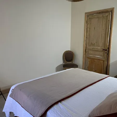 Holiday home La Cite Secrete